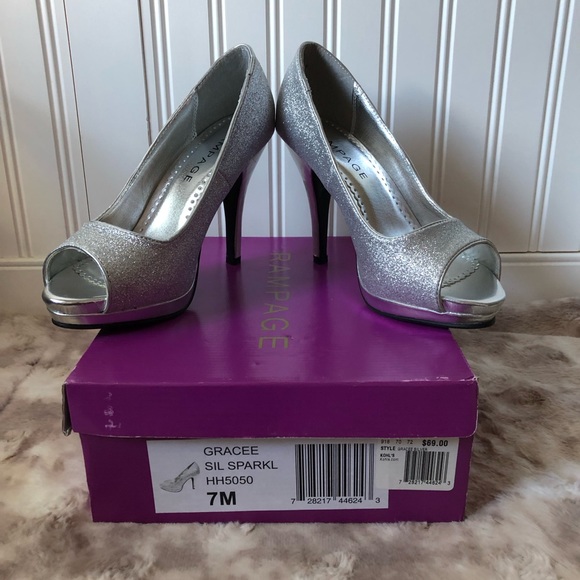 FITS Like a 7.5 Rampage Silver Sparkle Peep Toe High Heels - Picture 4 of 10